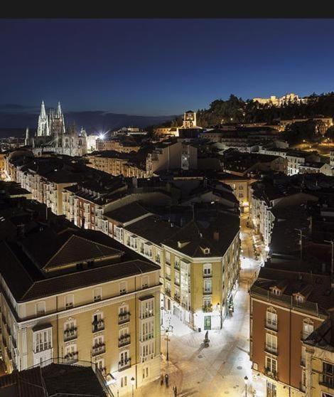 Buhardilla Con Vistas A La Catedral Apartman Burgo Kültér fotó